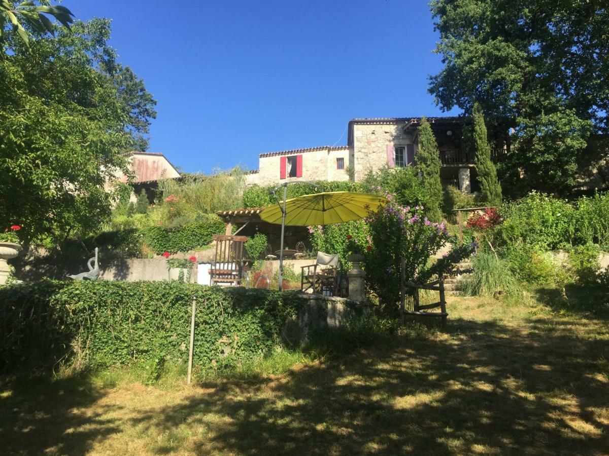 Le Peyrail Bed and Breakfast Les Lèves-et-Thoumeyragues Buitenkant foto