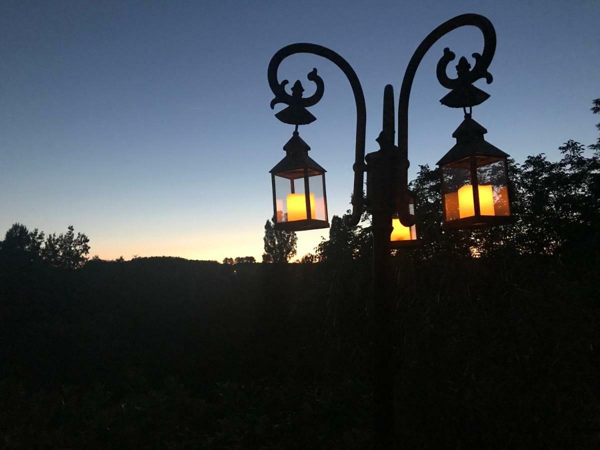 Le Peyrail Bed and Breakfast Les Lèves-et-Thoumeyragues Buitenkant foto